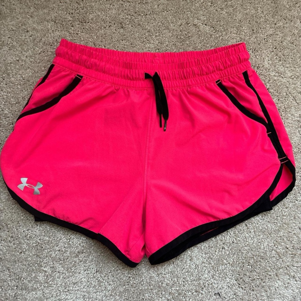 Under Armour Pink and Black Athletic Shorts Moisture-Wicking Relaxed Fit